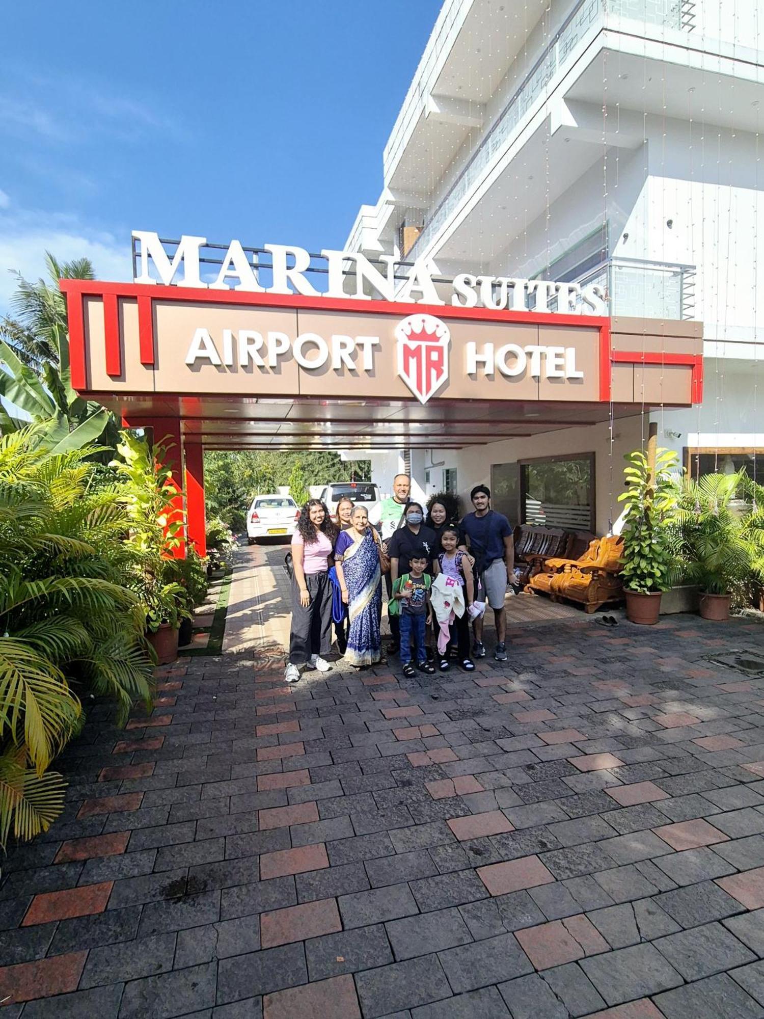 Marina Suites Airport Hotel Kochi Екстер'єр фото